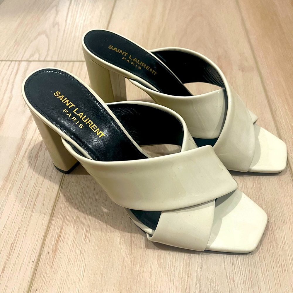 Saint Laurent Patent Calfskin Loulou Mules 38 Neutro